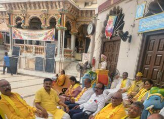 मुंबई येथील ओबीसी नेत्यांसोबत संपन्न बैठकीत राज्य सरकारतर्फे ओबीसींच्या मागण्या मान्य